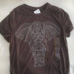 Women’s graphic t-shirt